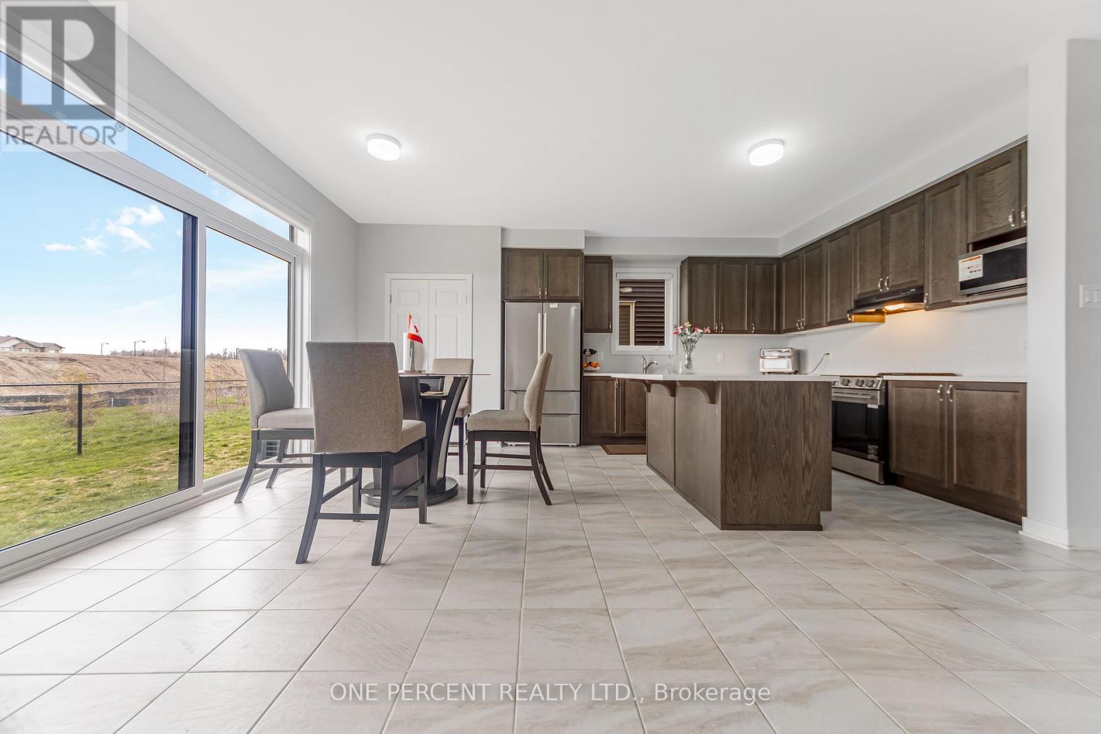 1016 Showman Street, Ottawa, Ontario  K0A 2Z0 - Photo 8 - X13050112