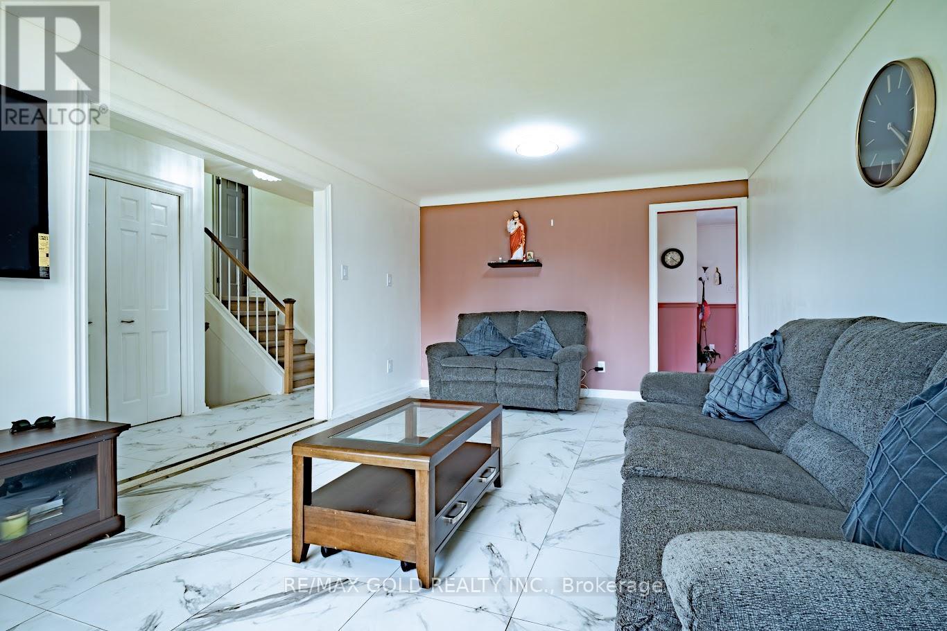 2860 Henley Avenue, Niagara Falls, Ontario  L2J 3M4 - Photo 8 - X13048770