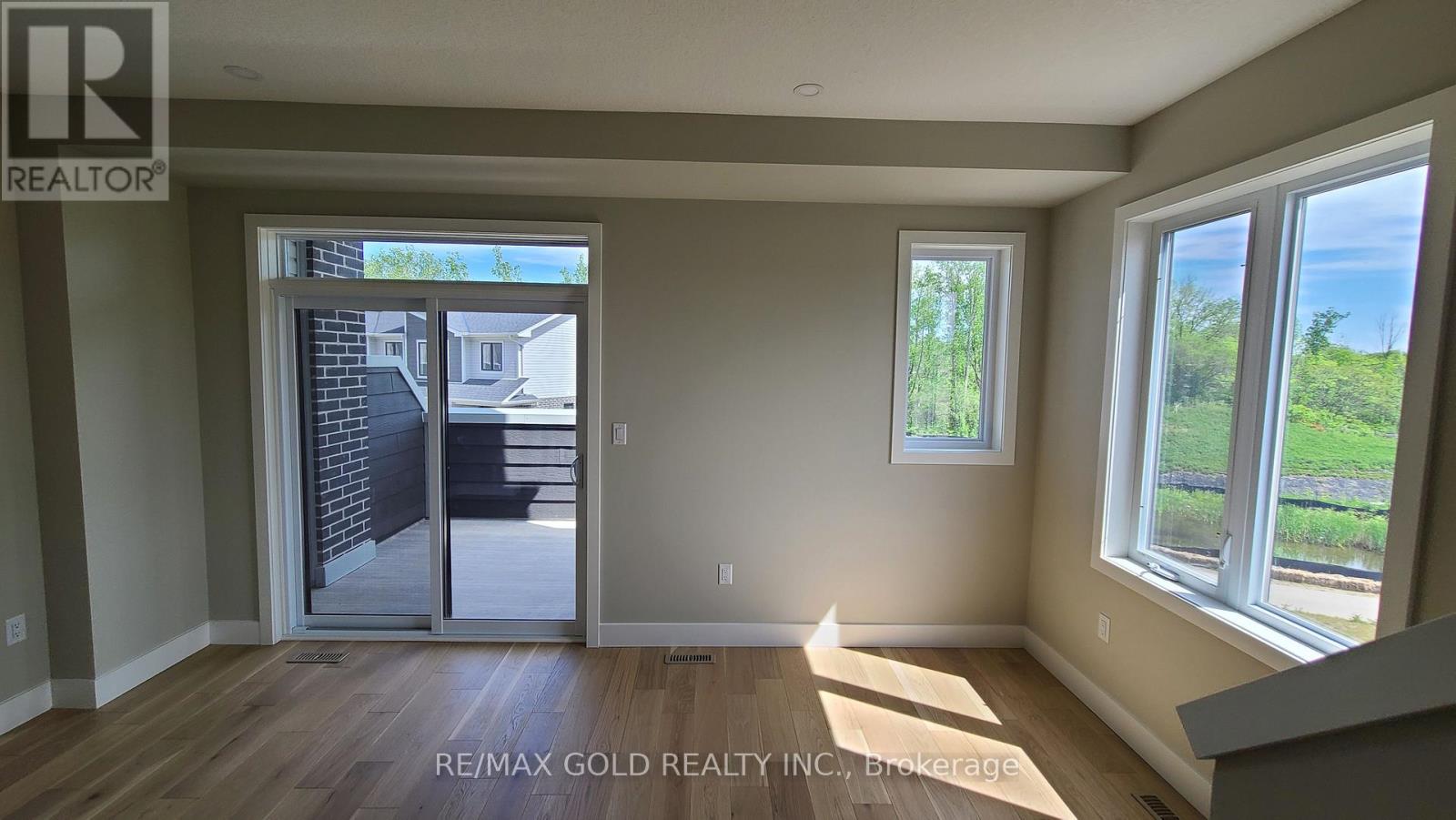 152 - 177 Edgevalley Road, London East, Ontario  N5V 0C5 - Photo 11 - X13049066