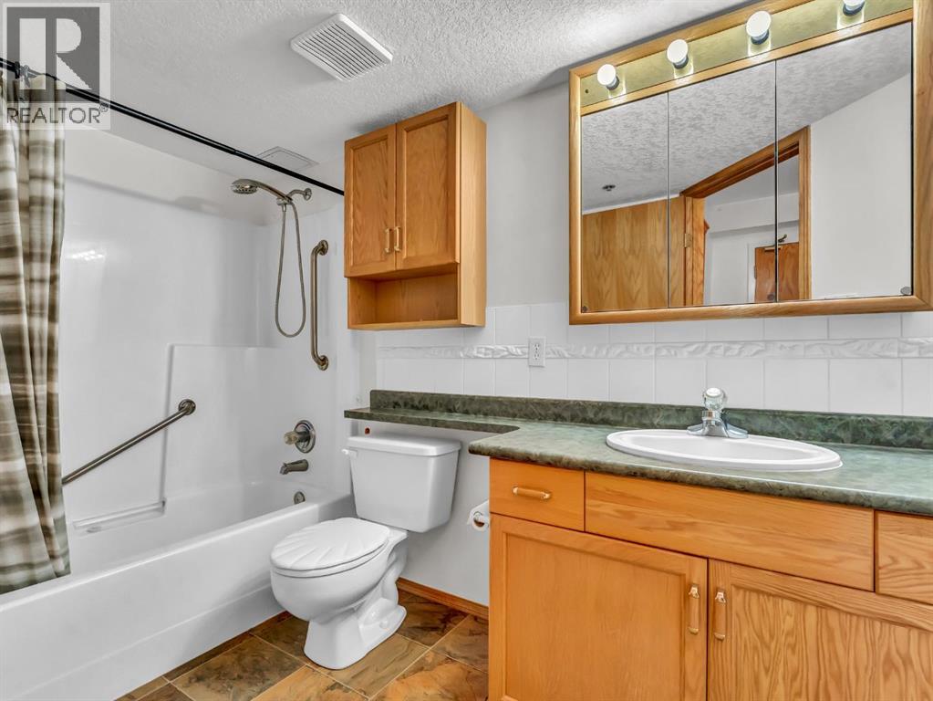 107, 1535 Southview Drive Se, Medicine Hat, Alberta  T1B 4H8 - Photo 34 - A2304253