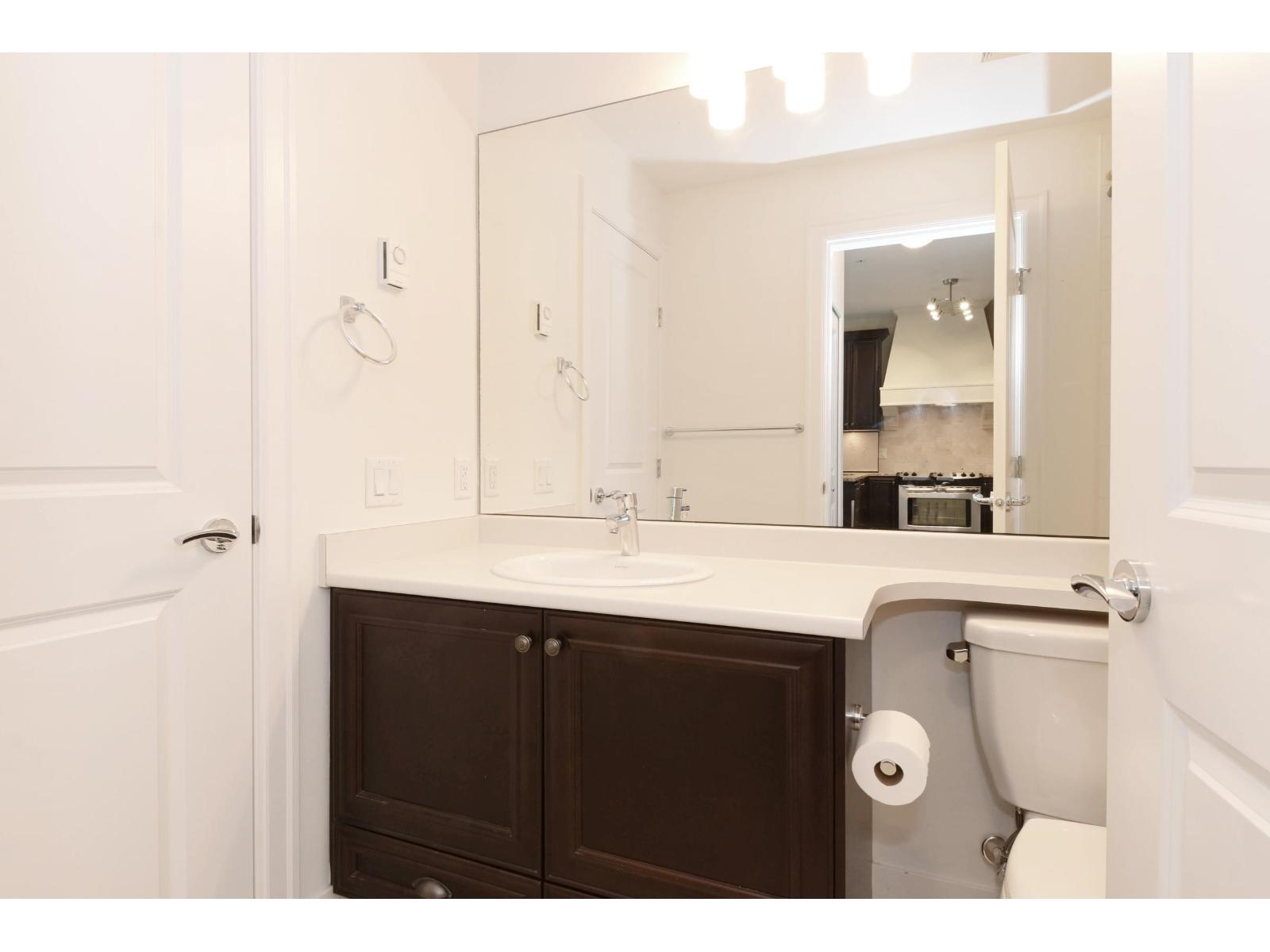 416 6480 195a Street, Surrey, British Columbia  V4N 6P1 - Photo 9 - R3116120