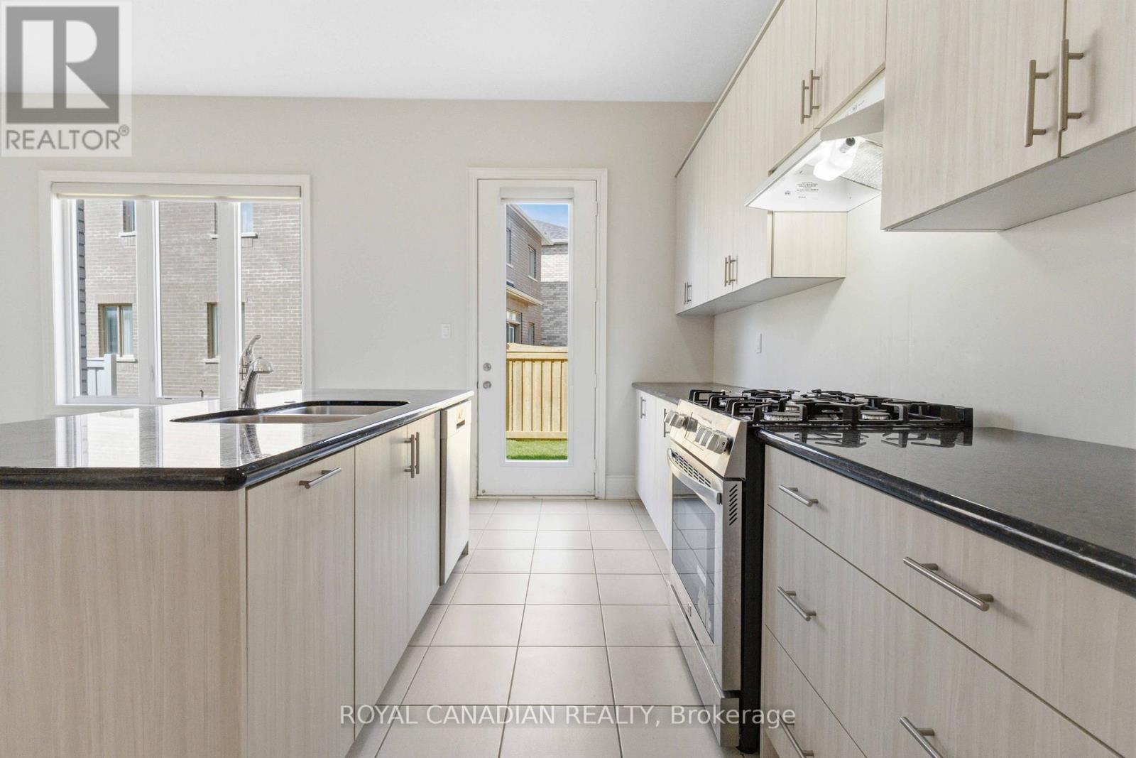 277 Wesmina Avenue, Whitchurch-Stouffville, Ontario  L4A 5C2 - Photo 17 - N13053234