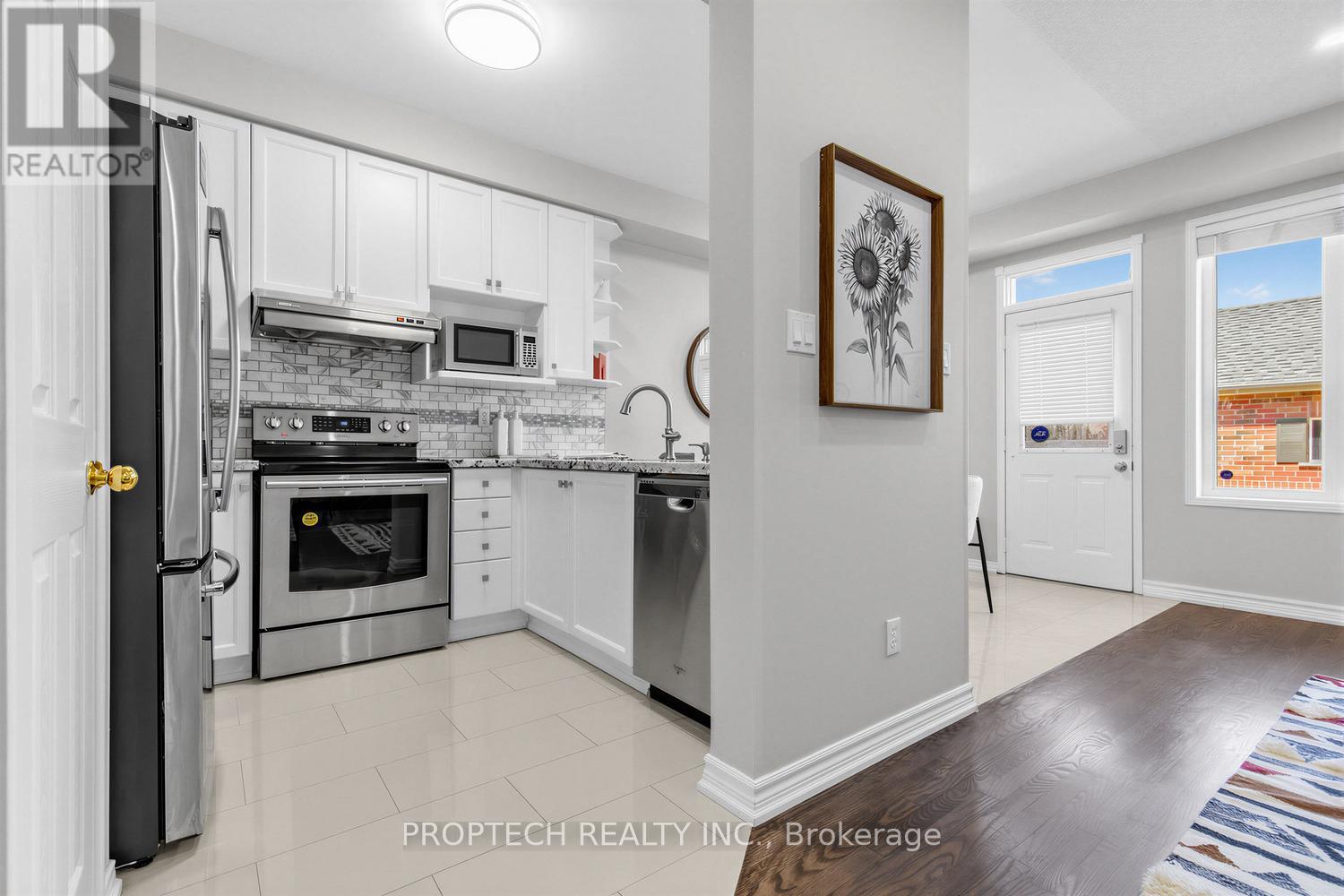 122 The Fairways, Markham (Angus Glen), Ontario  L6C 2V8 - Photo 15 - N13053242