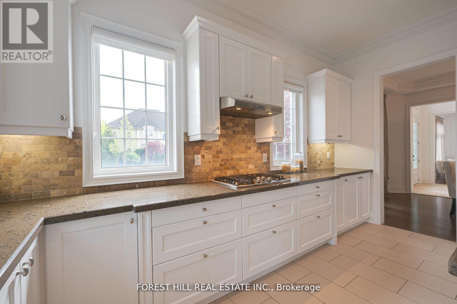 101 Glenheron Crescent, Vaughan (Patterson), Ontario  L6A 1W7 - Photo 15 - N13053354