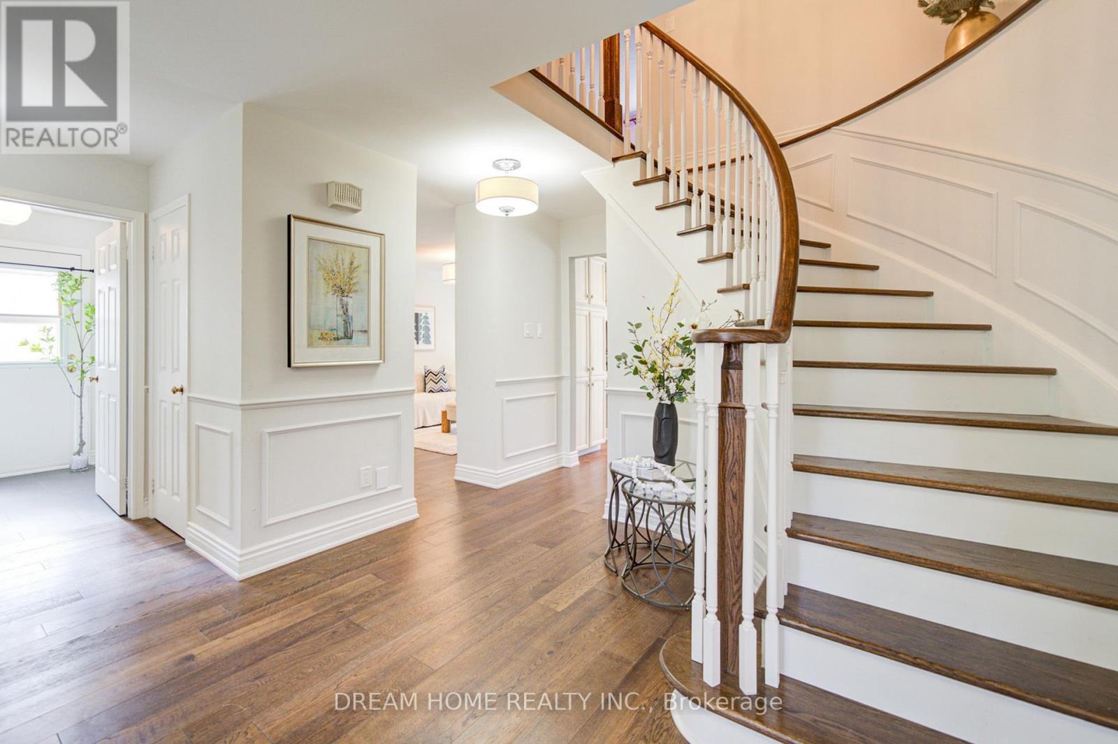 3 Ferndell Circle, Markham, Ontario  L3R 3Y7 - Photo 5 - N13053418