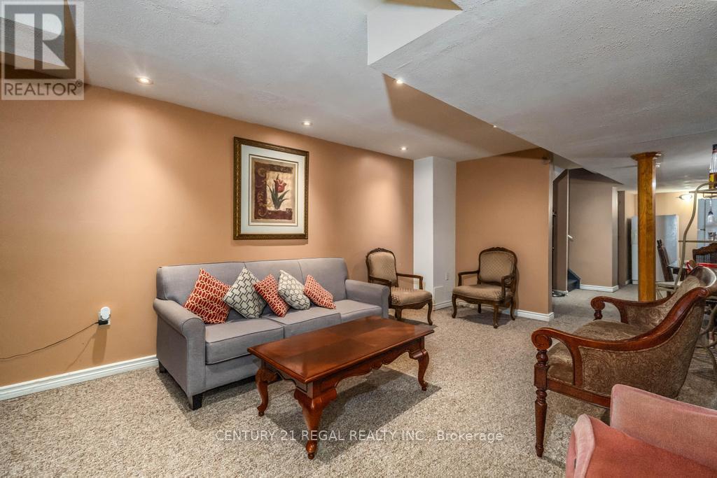 43 Waterton Crescent, Richmond Hill (Langstaff), Ontario  L4B 4L2 - Photo 33 - N13053422