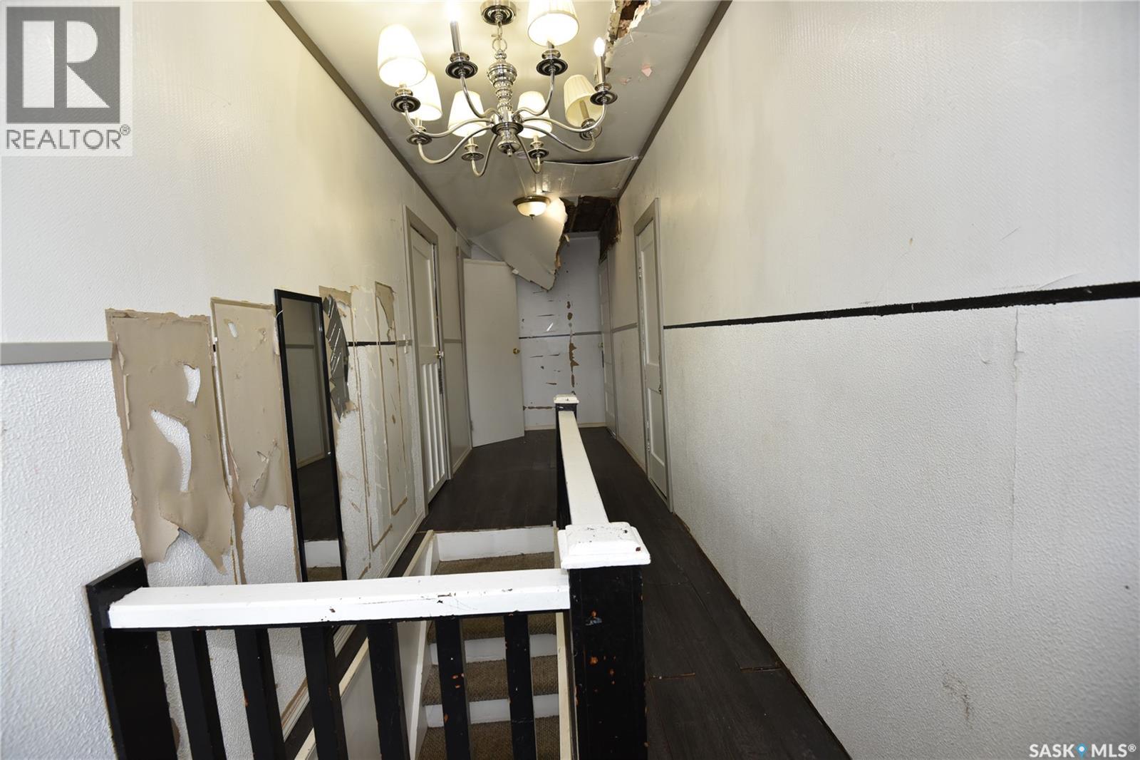 323 6th Avenue W, Nipawin, Saskatchewan  S0E 1E0 - Photo 22 - SK034143