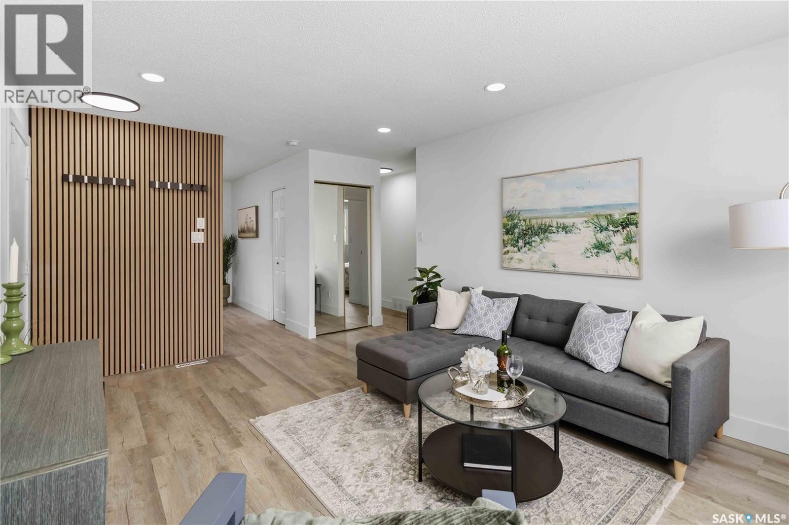 224 Waterloo Crescent, Saskatoon, Saskatchewan  S7H 4G5 - Photo 3 - SK033996