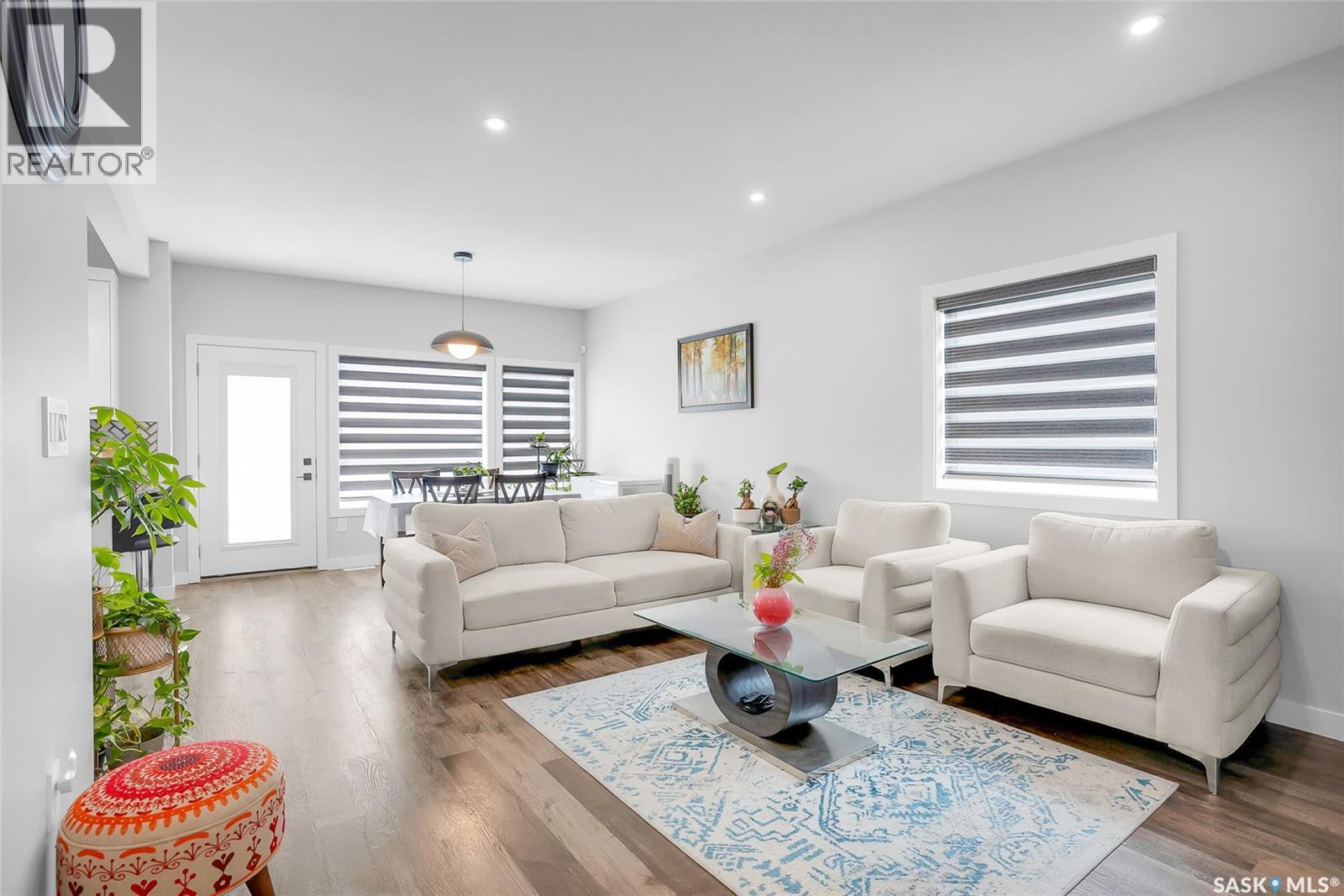 763 Delainey Court, Saskatoon, Saskatchewan  S7V 1P9 - Photo 6 - SK033897