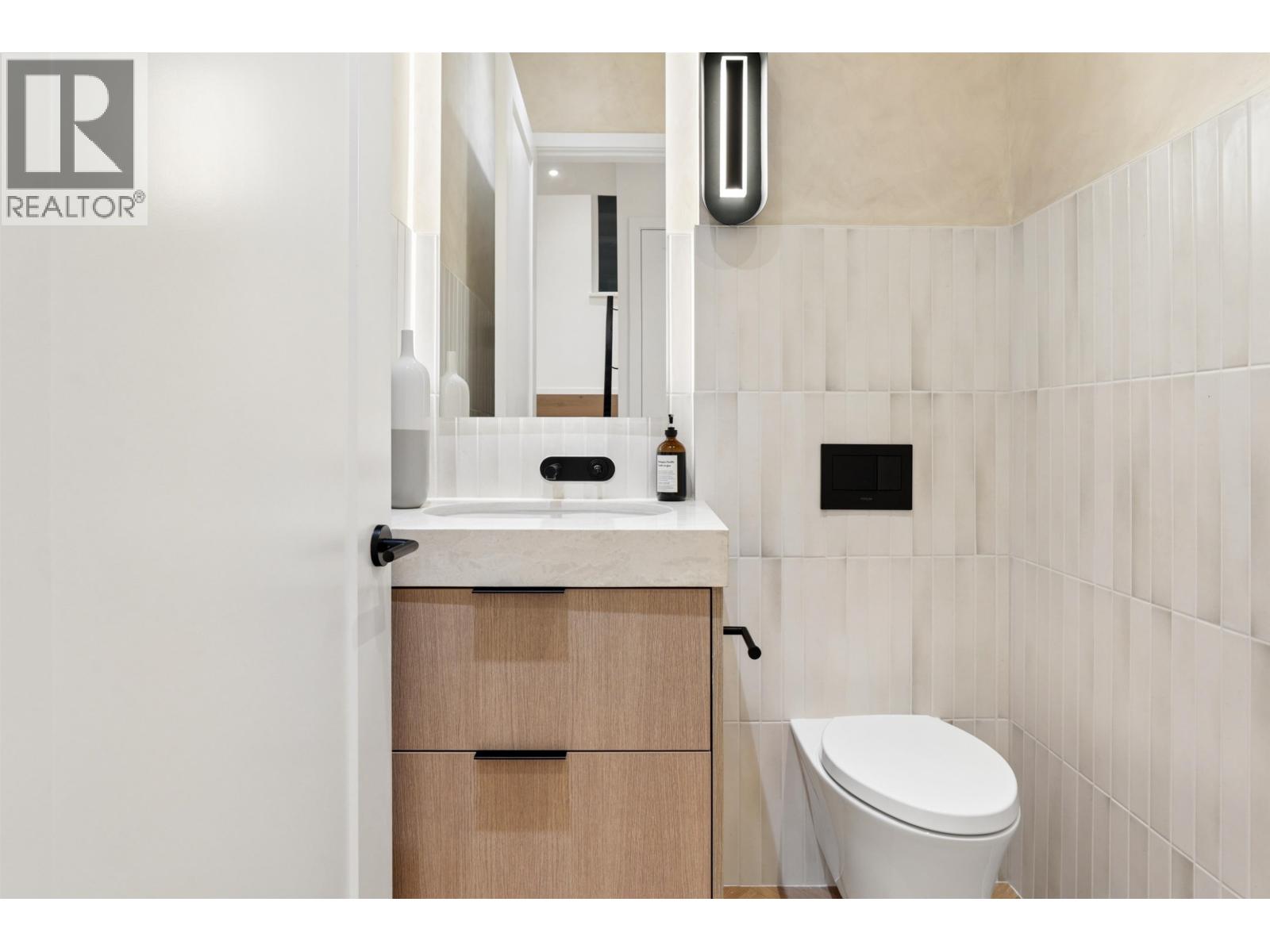 2 2130 E 2 Avenue, Vancouver, British Columbia  V5N 1E8 - Photo 31 - R3113336