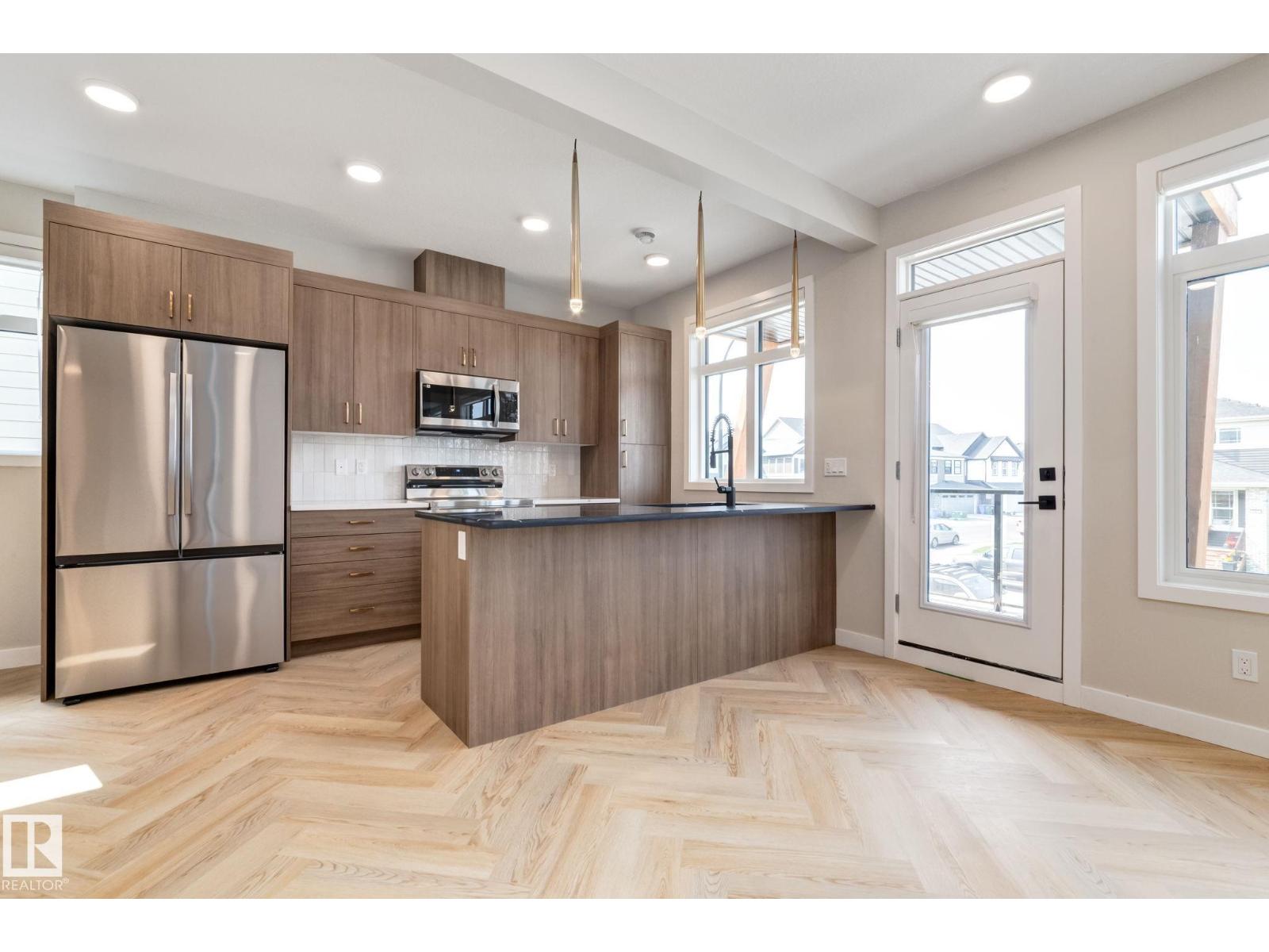 #41 16231 19 Av Sw, Edmonton, Alberta  T6W 5C6 - Photo 5 - E4484474