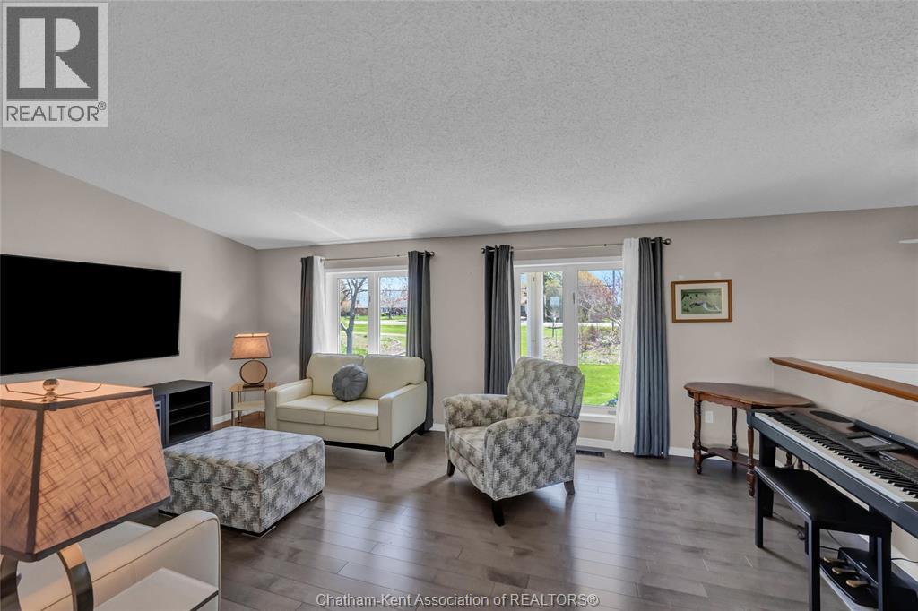 8869 Talbot Trail, Blenheim, Ontario  N0P 1A0 - Photo 5 - 26009322