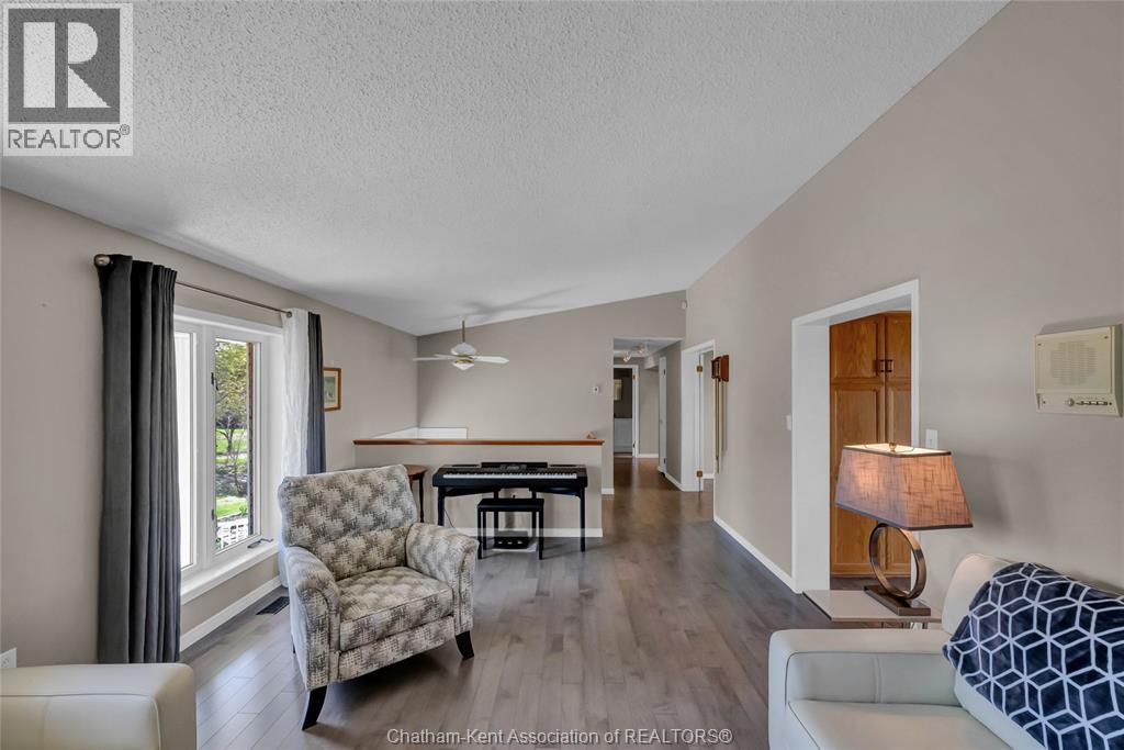 8869 Talbot Trail, Blenheim, Ontario  N0P 1A0 - Photo 6 - 26009322