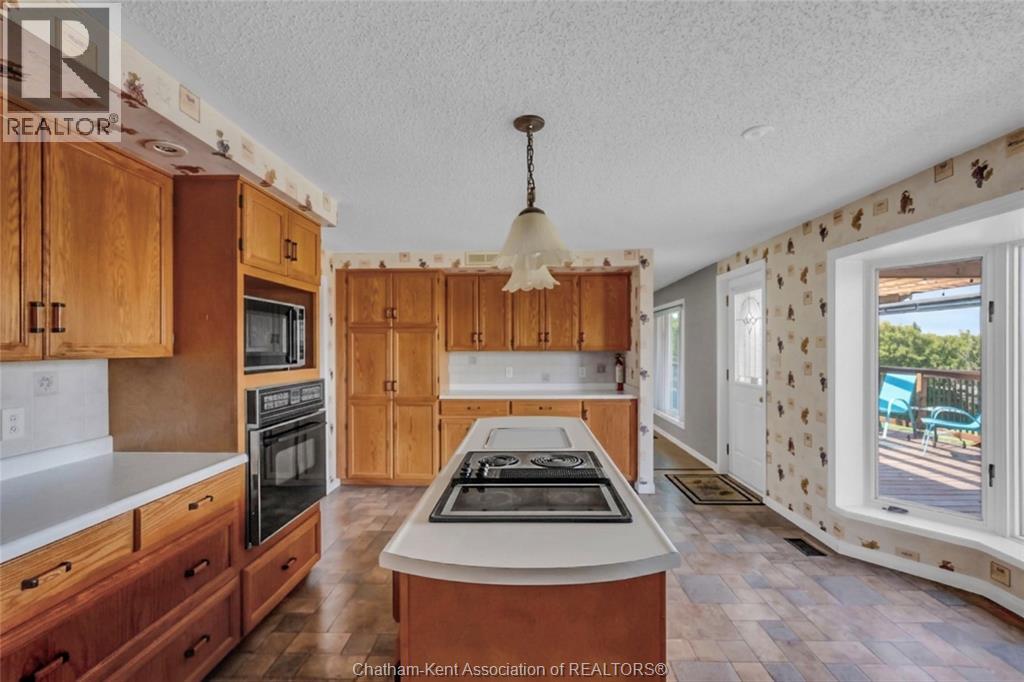 8869 Talbot Trail, Blenheim, Ontario  N0P 1A0 - Photo 9 - 26009322