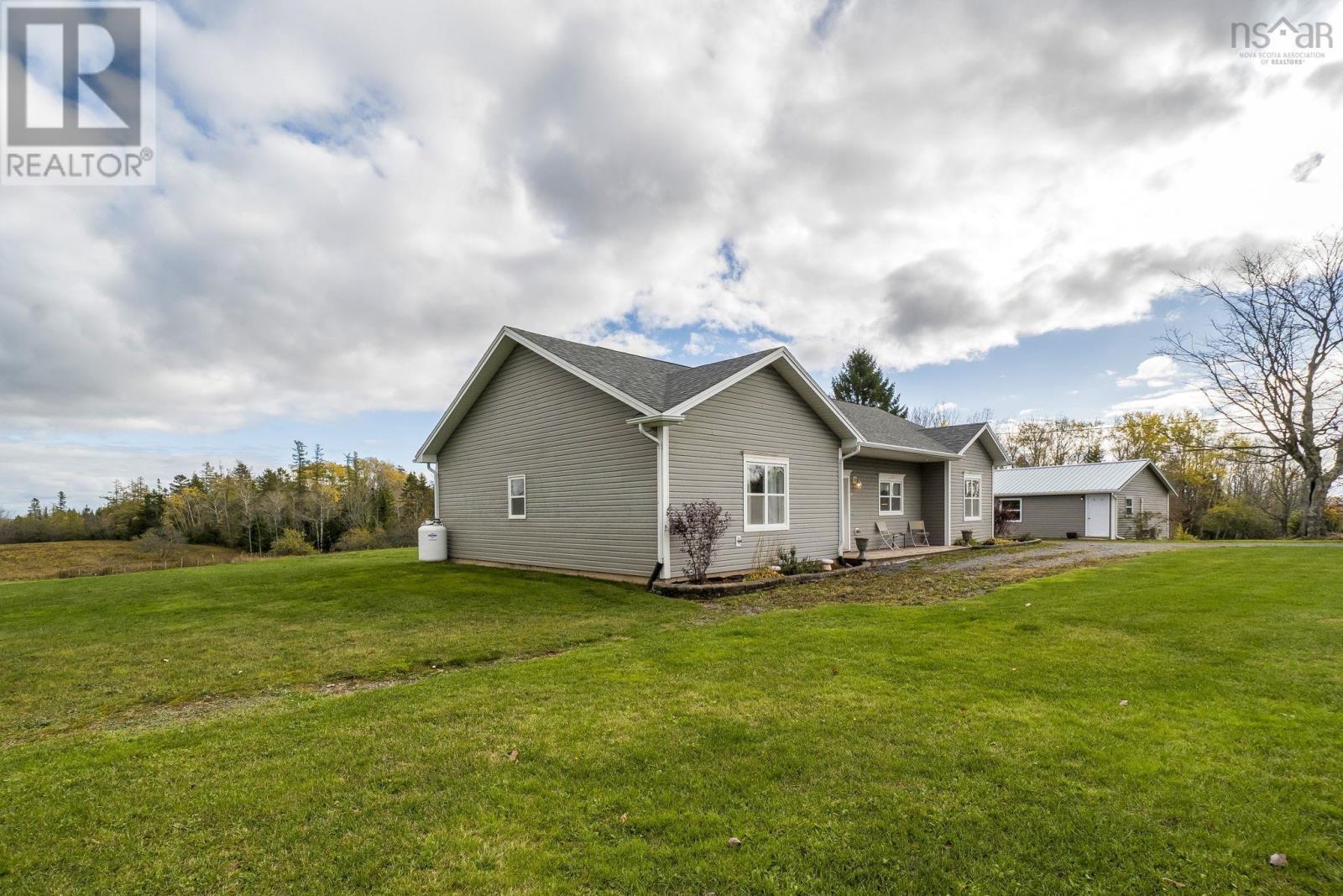 6874 Highway 354, Kennetcook, Nova Scotia  B0N 1P0 - Photo 33 - 202527202