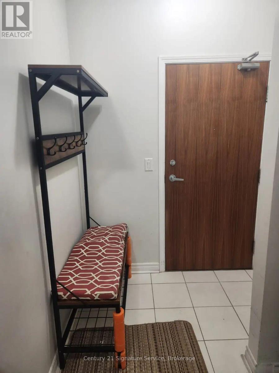 209 - 33 Elm Drive W, Mississauga, Ontario  L5B 4M2 - Photo 5 - W13053340