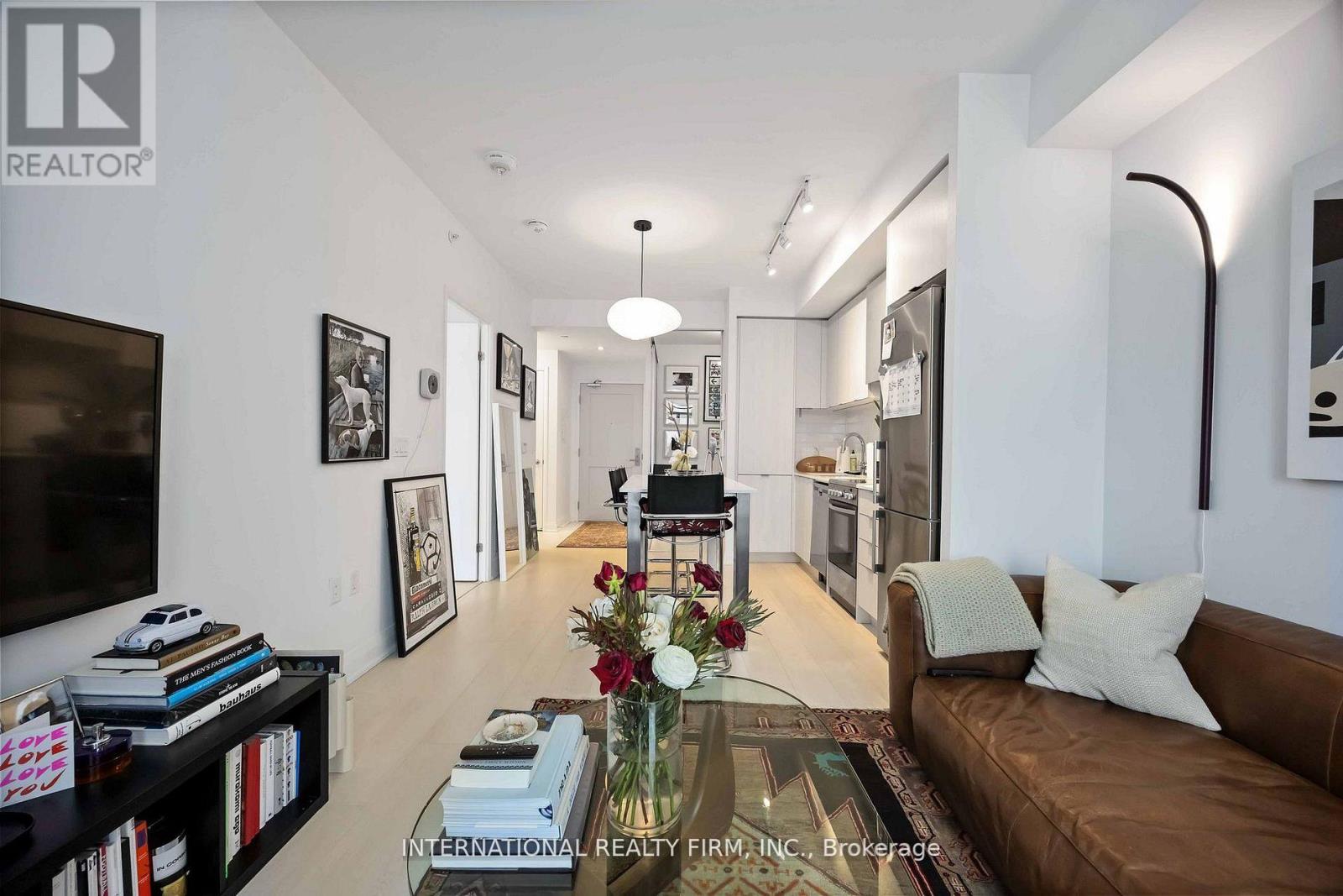 802 - 10 Gibbs Road, Toronto, Ontario  M9B 0E3 - Photo 2 - W13053388