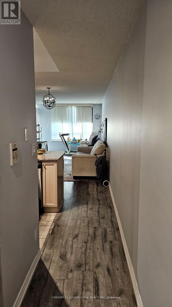 1501 - 335 Rathburn Road W, Mississauga, Ontario  L5B 0C8 - Photo 16 - W13053394