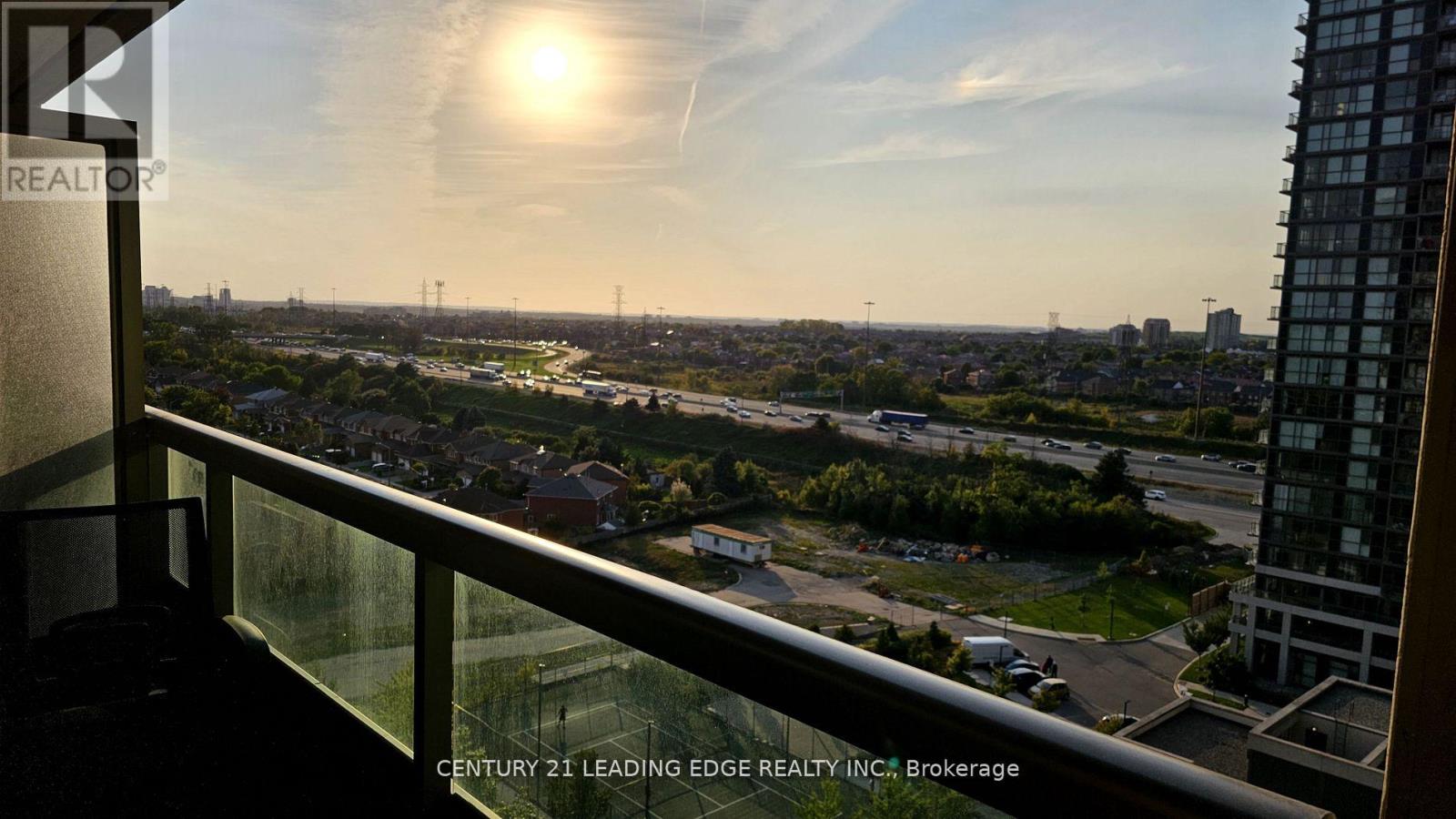 1501 - 335 Rathburn Road W, Mississauga, Ontario  L5B 0C8 - Photo 3 - W13053394