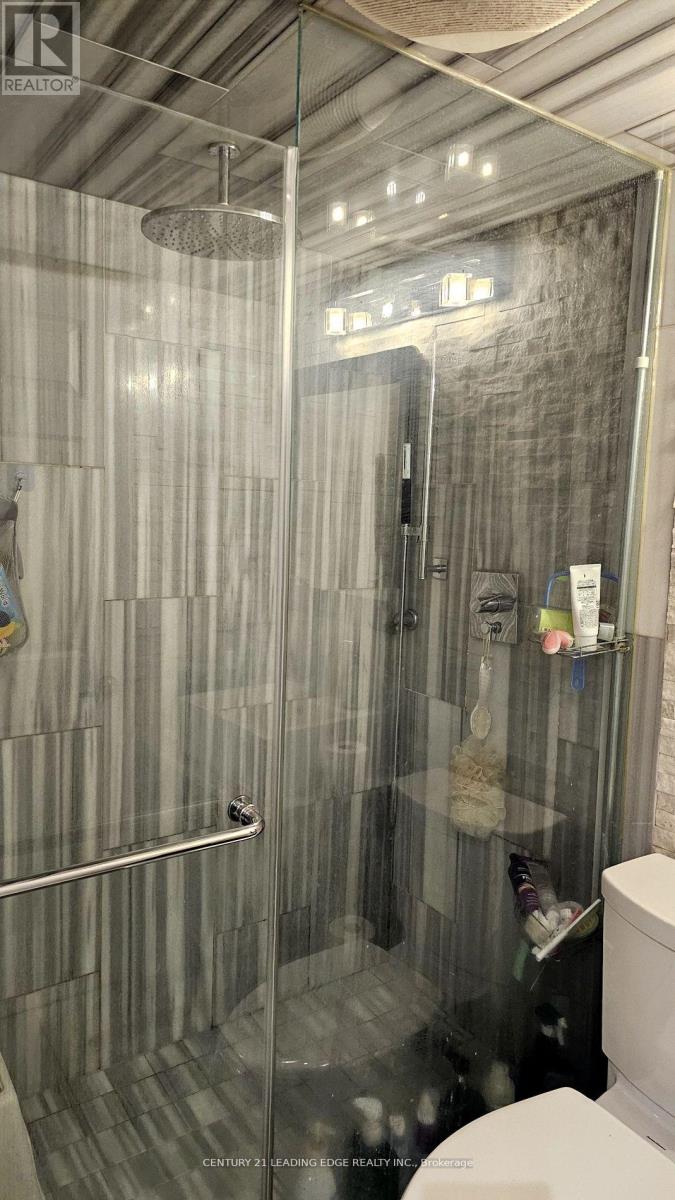 1501 - 335 Rathburn Road W, Mississauga, Ontario  L5B 0C8 - Photo 9 - W13053394