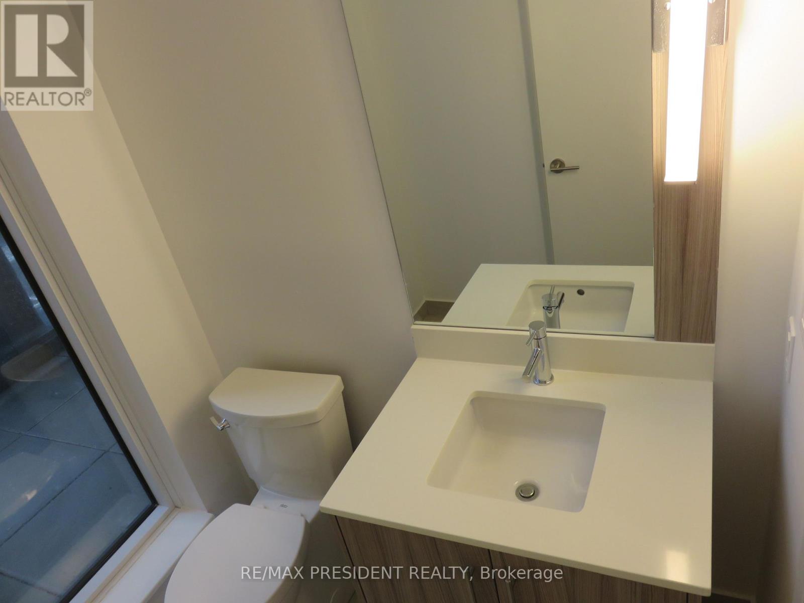 204 - 215 Veterans Drive, Brampton, Ontario  L7A 5L7 - Photo 14 - W13053492