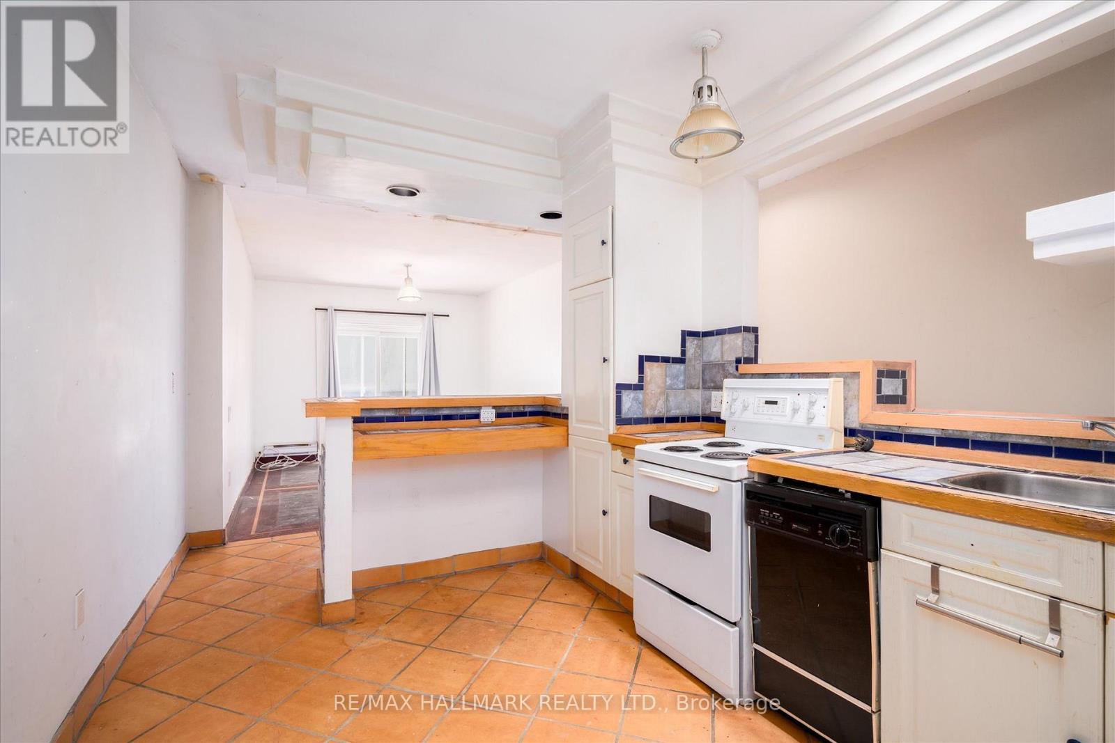 511 Queen Street E, Toronto, Ontario  M5A 1V1 - Photo 8 - C13023794