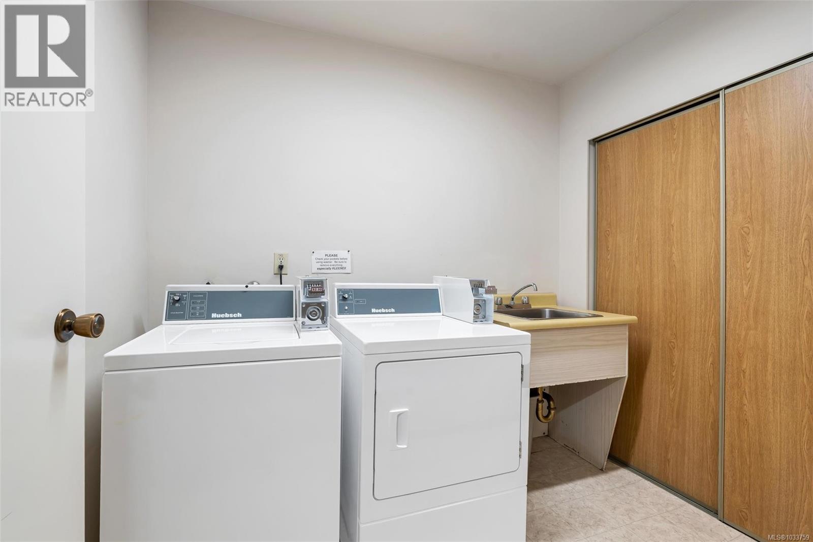 512 1745 Leighton Rd, Victoria, British Columbia  V8R 6R6 - Photo 24 - 1033759