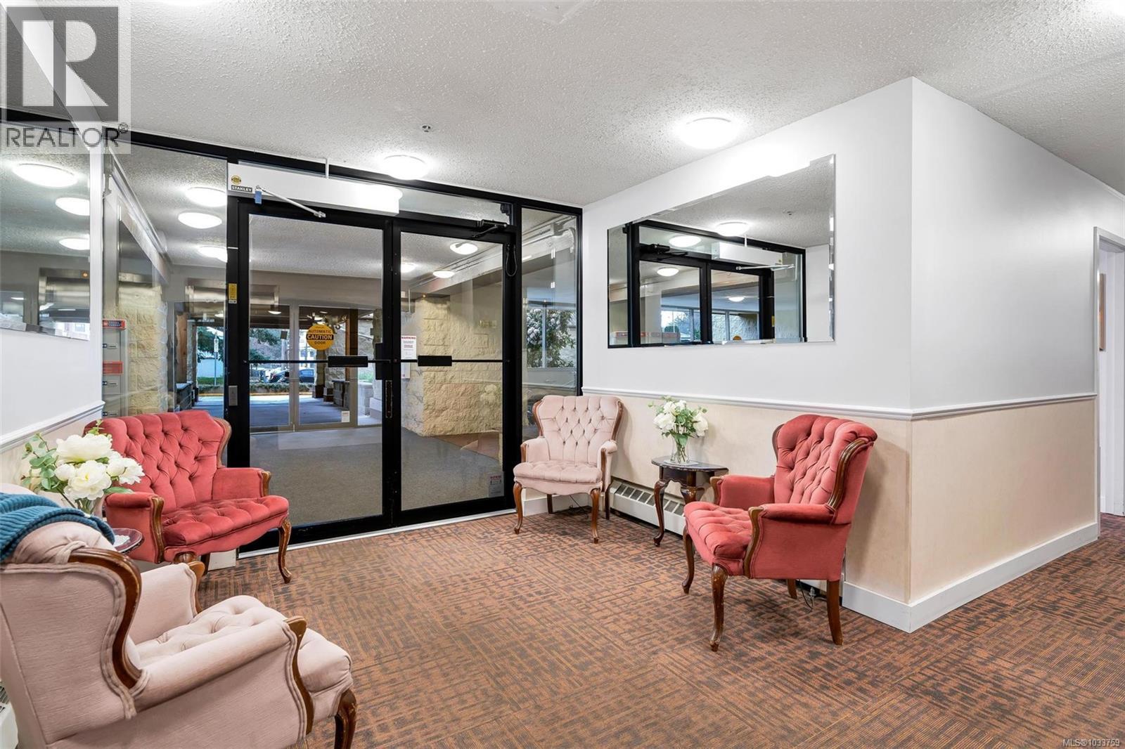 512 1745 Leighton Rd, Victoria, British Columbia  V8R 6R6 - Photo 35 - 1033759