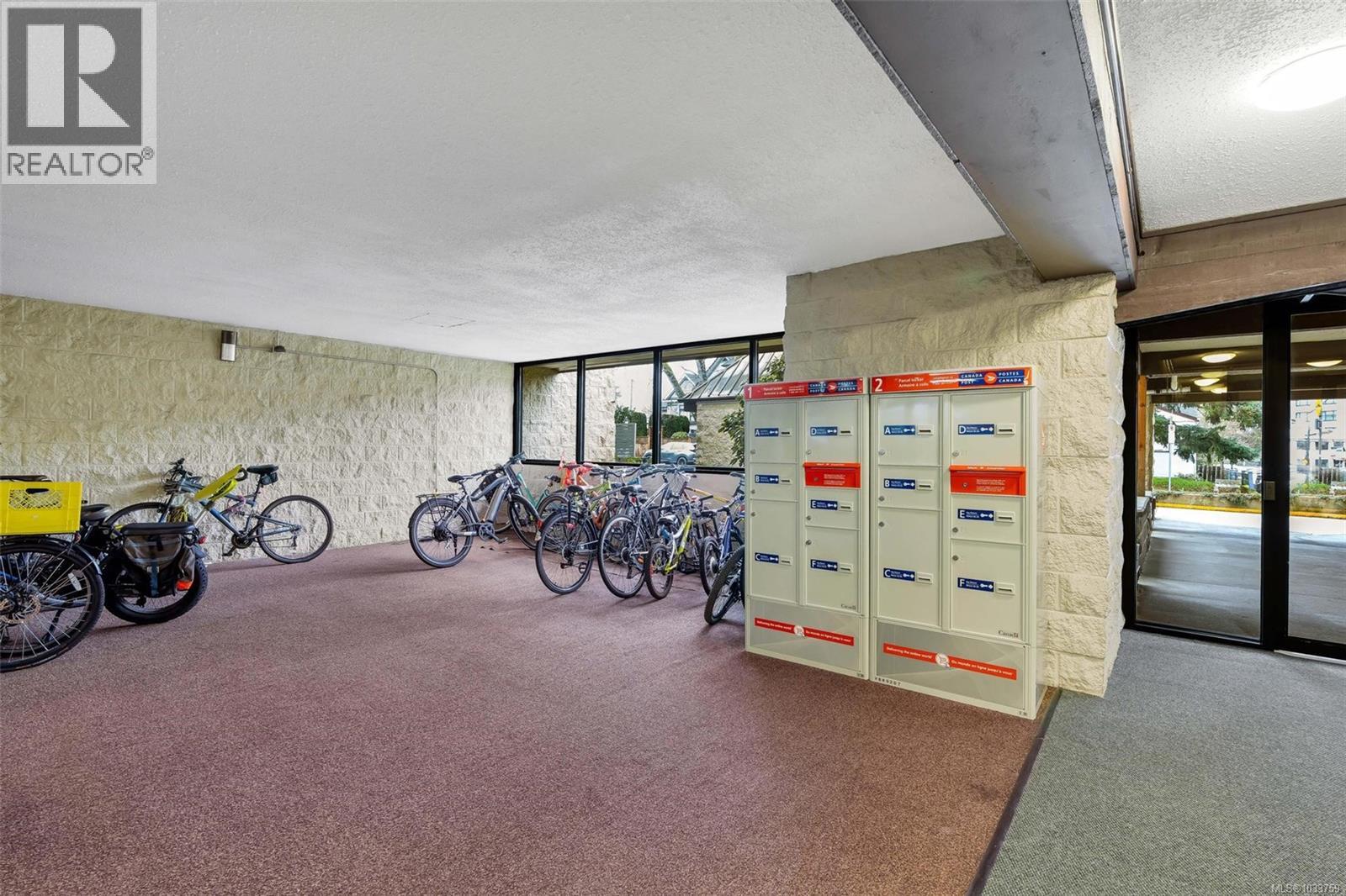 512 1745 Leighton Rd, Victoria, British Columbia  V8R 6R6 - Photo 36 - 1033759