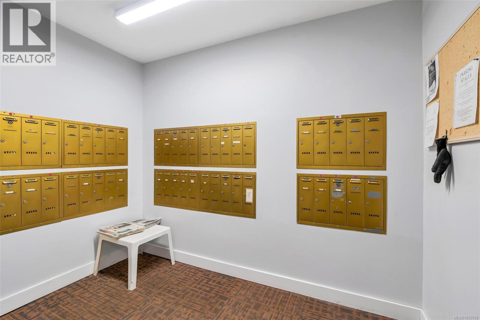 512 1745 Leighton Rd, Victoria, British Columbia  V8R 6R6 - Photo 38 - 1033759