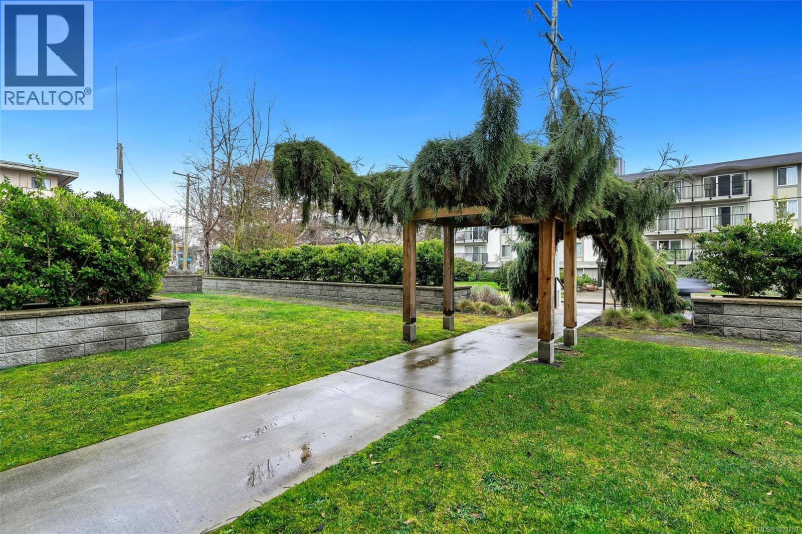 512 1745 Leighton Rd, Victoria, British Columbia  V8R 6R6 - Photo 40 - 1033759