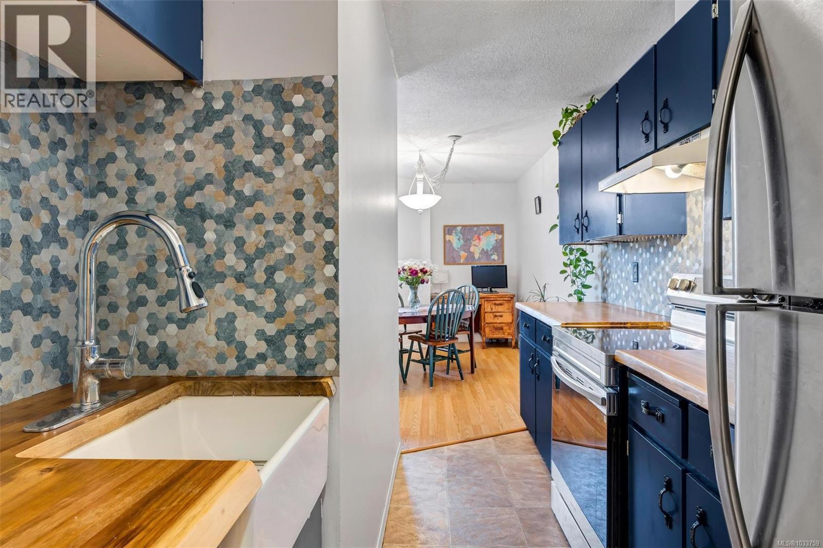 512 1745 Leighton Rd, Victoria, British Columbia  V8R 6R6 - Photo 9 - 1033759