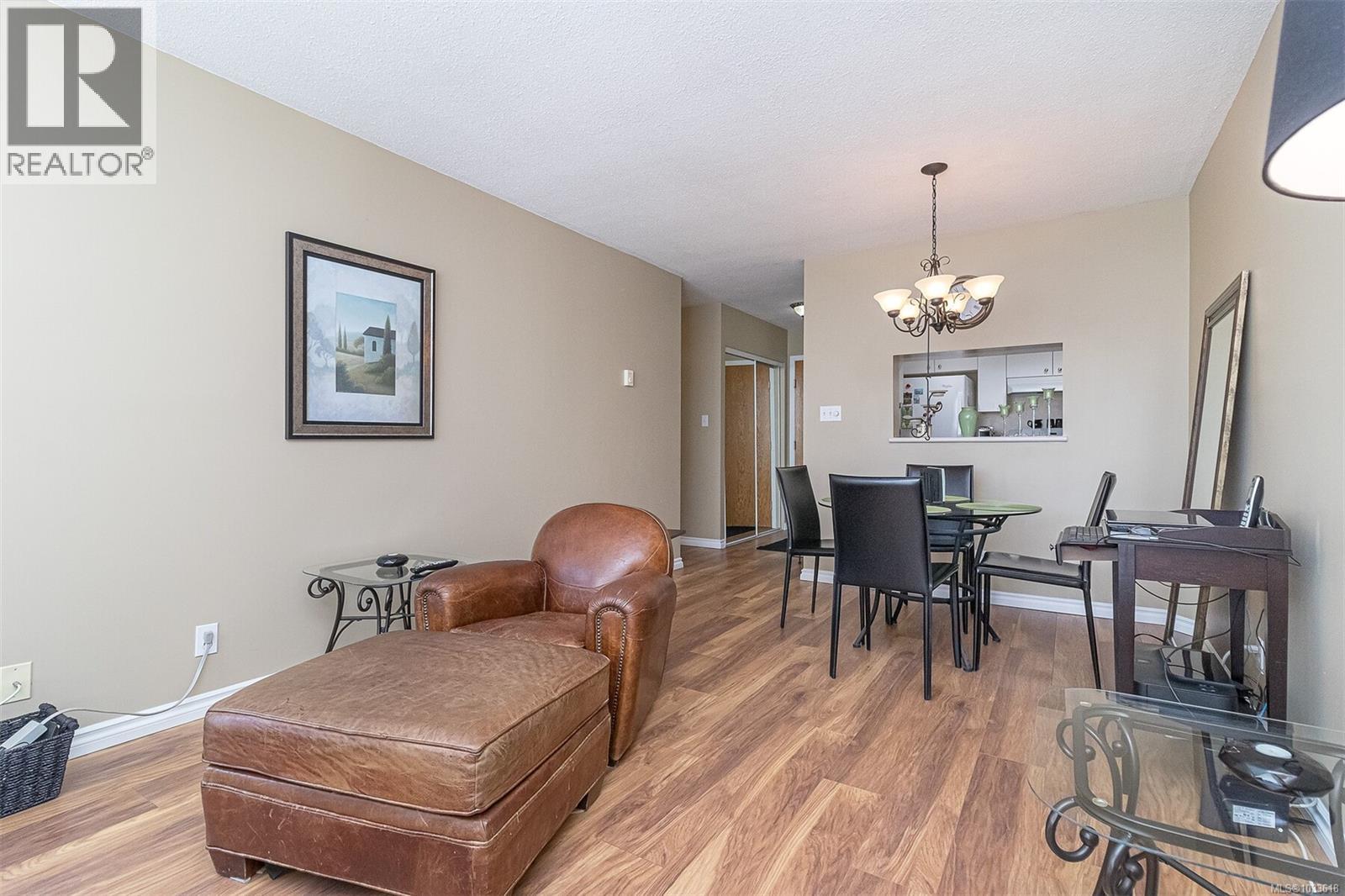 308 835 View St, Victoria, British Columbia  V8W 3W8 - Photo 5 - 1033618