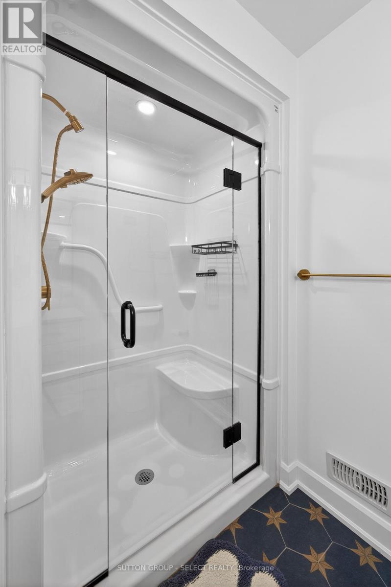 127 Optimist Drive, Southwold, Ontario  N5P 0G2 - Photo 38 - X13053068