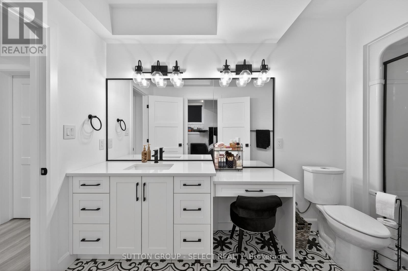 127 Optimist Drive, Southwold, Ontario  N5P 0G2 - Photo 40 - X13053068