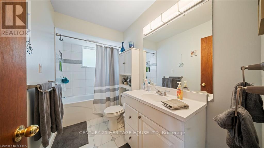 6442 Taylor Street, Niagara Falls, Ontario  L2G 2G1 - Photo 14 - X13053364