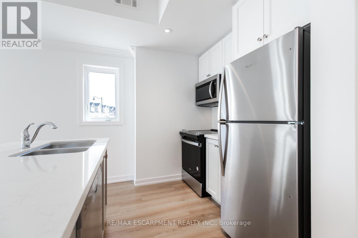 64 Kenesky Drive, Hamilton, Ontario  L8B 2A9 - Photo 12 - X13053434