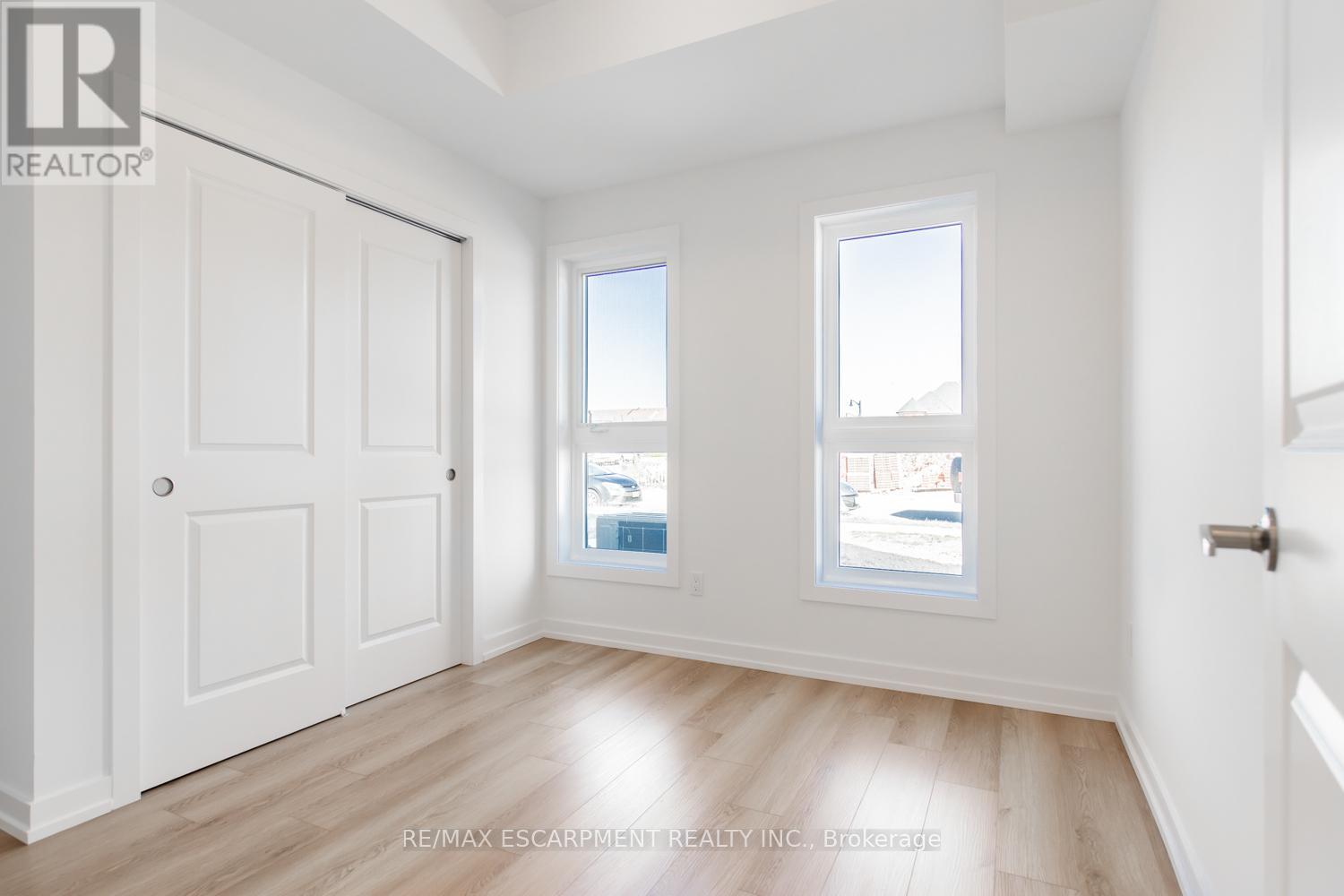 64 Kenesky Drive, Hamilton, Ontario  L8B 2A9 - Photo 14 - X13053434