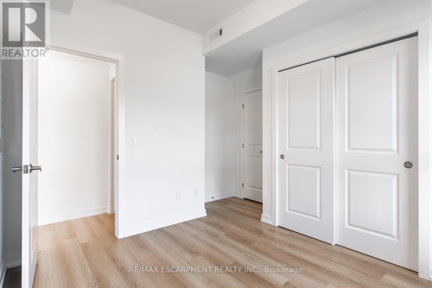 64 Kenesky Drive, Hamilton, Ontario  L8B 2A9 - Photo 16 - X13053434