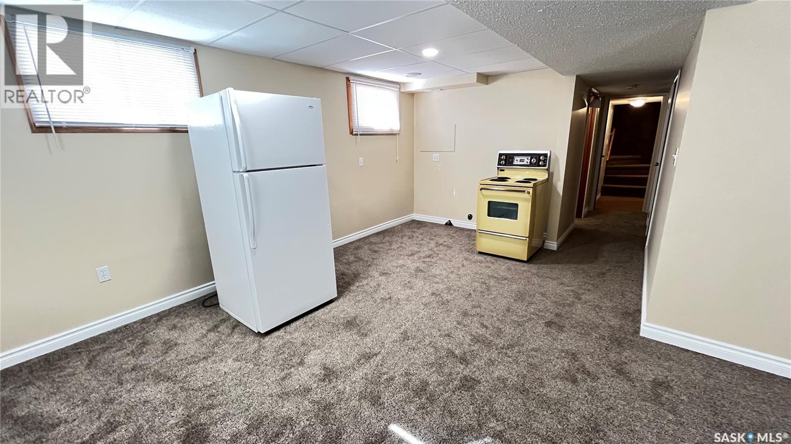 117 Herbert Street, Maple Creek, Saskatchewan  S0N 1N0 - Photo 36 - SK033709