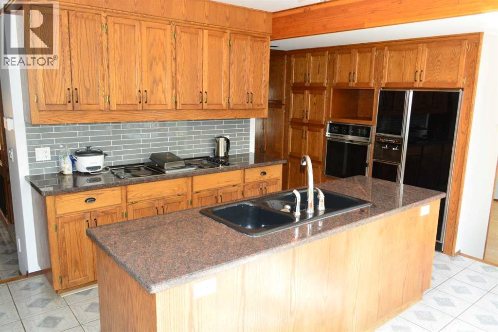 13213 92 Street, Peace River, Alberta  T8S 1X1 - Photo 11 - A2283862