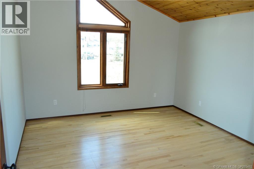 13213 92 Street, Peace River, Alberta  T8S 1X1 - Photo 28 - A2283862