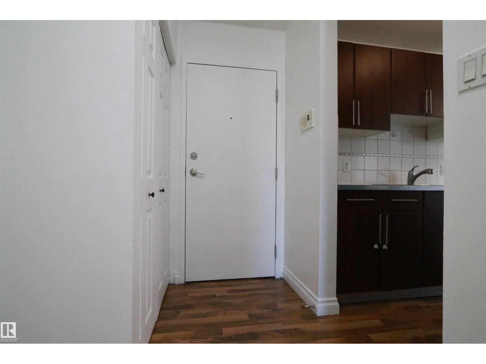 #302 12223 82 St Nw, Edmonton, Alberta  T5B 2W9 - Photo 2 - E4484287