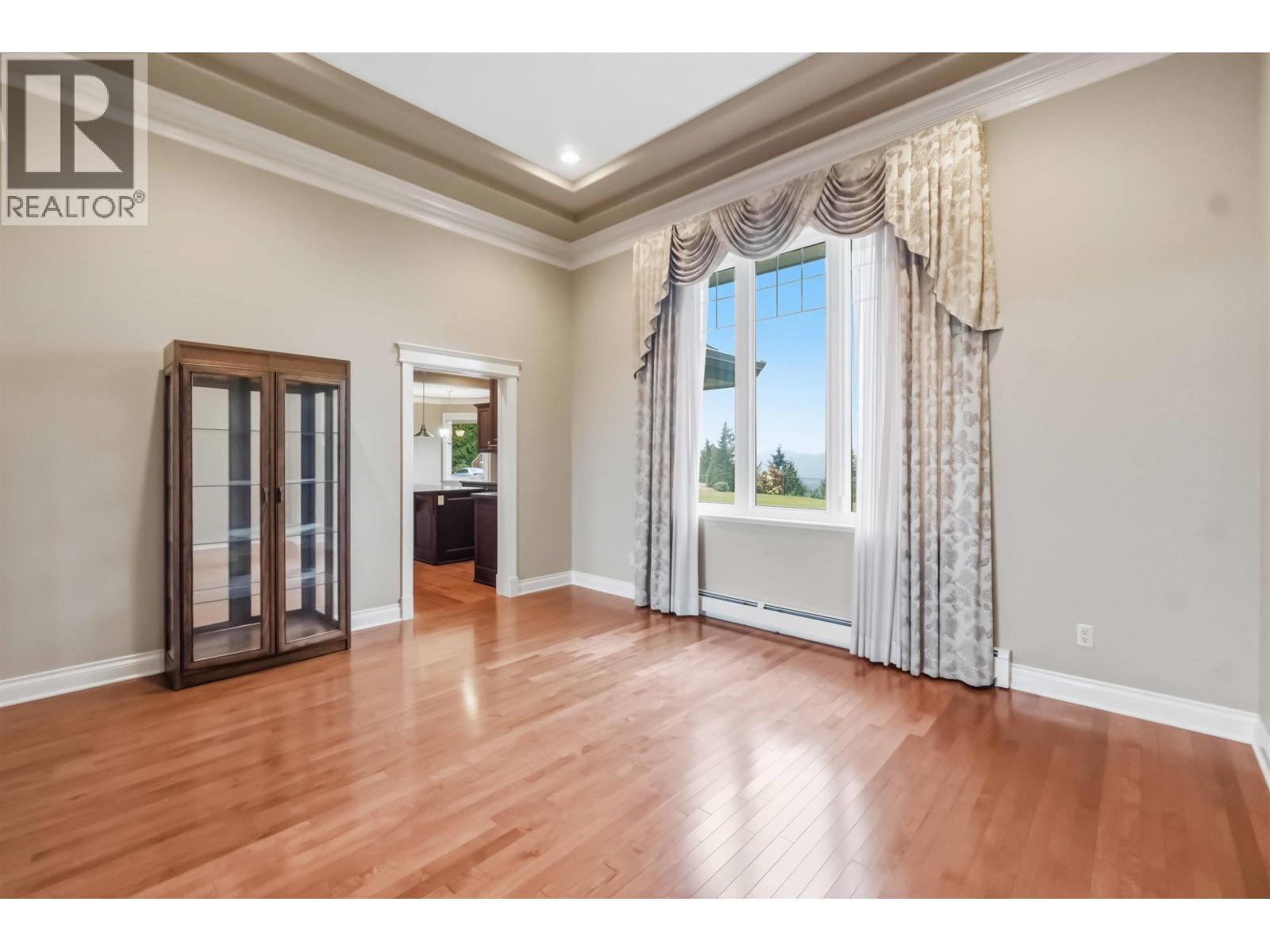 10270 Rolley Crescent, Maple Ridge, British Columbia  V2W 1J9 - Photo 4 - R3114751