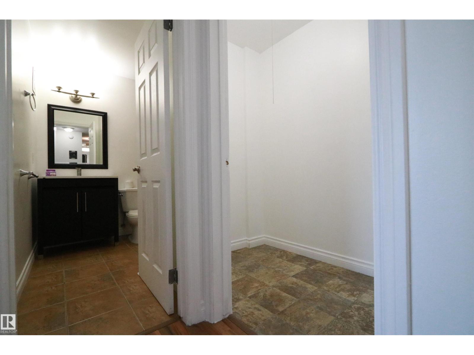 #302 12223 82 St Nw, Edmonton, Alberta  T5B 2W9 - Photo 3 - E4484287