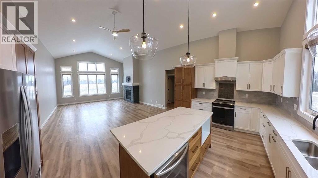 112 Meadow Ponds Drive, Rural Clearwater County, Alberta  T4T 2A2 - Photo 7 - A2293261