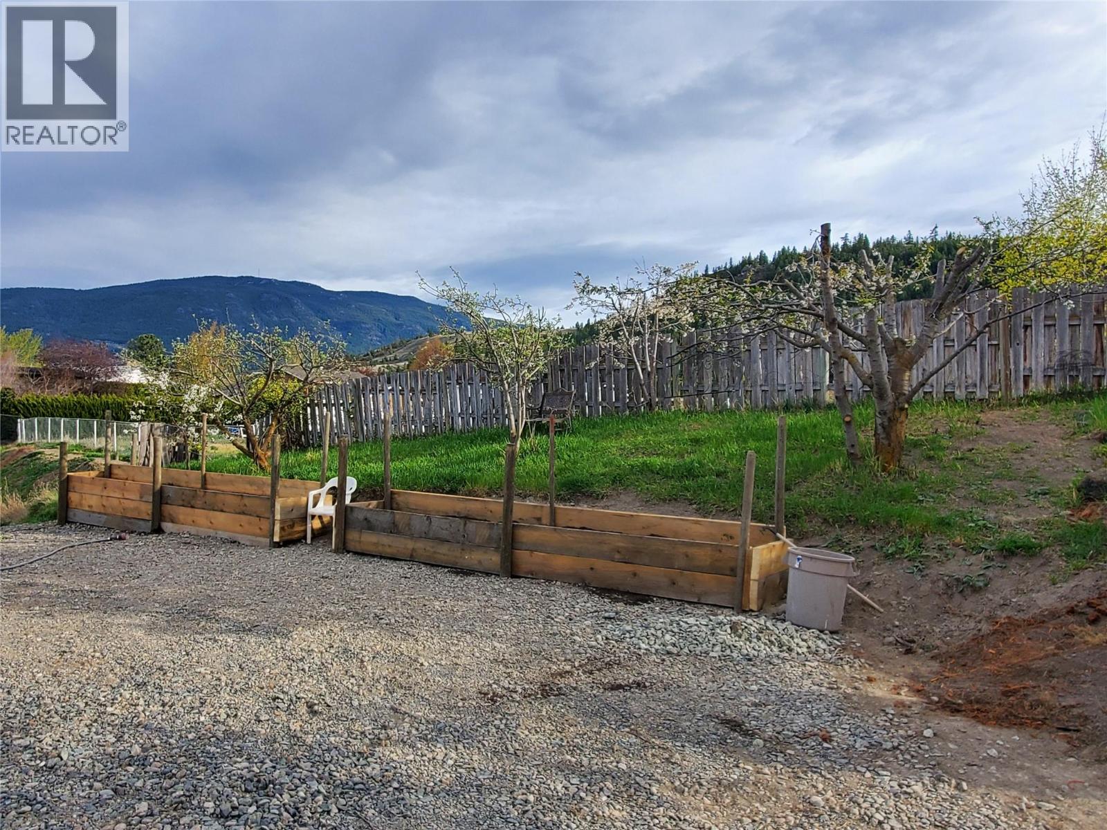 1301 Fir Avenue, Merritt, British Columbia  V1S 1L1 - Photo 13 - 10384365