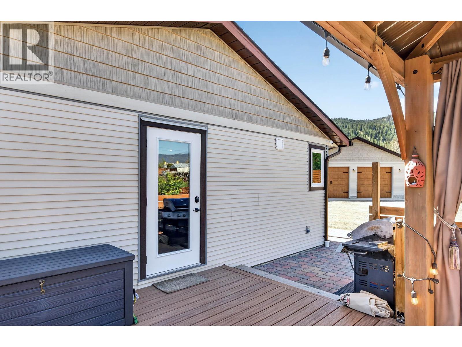 1301 Fir Avenue, Merritt, British Columbia  V1S 1L1 - Photo 48 - 10384365