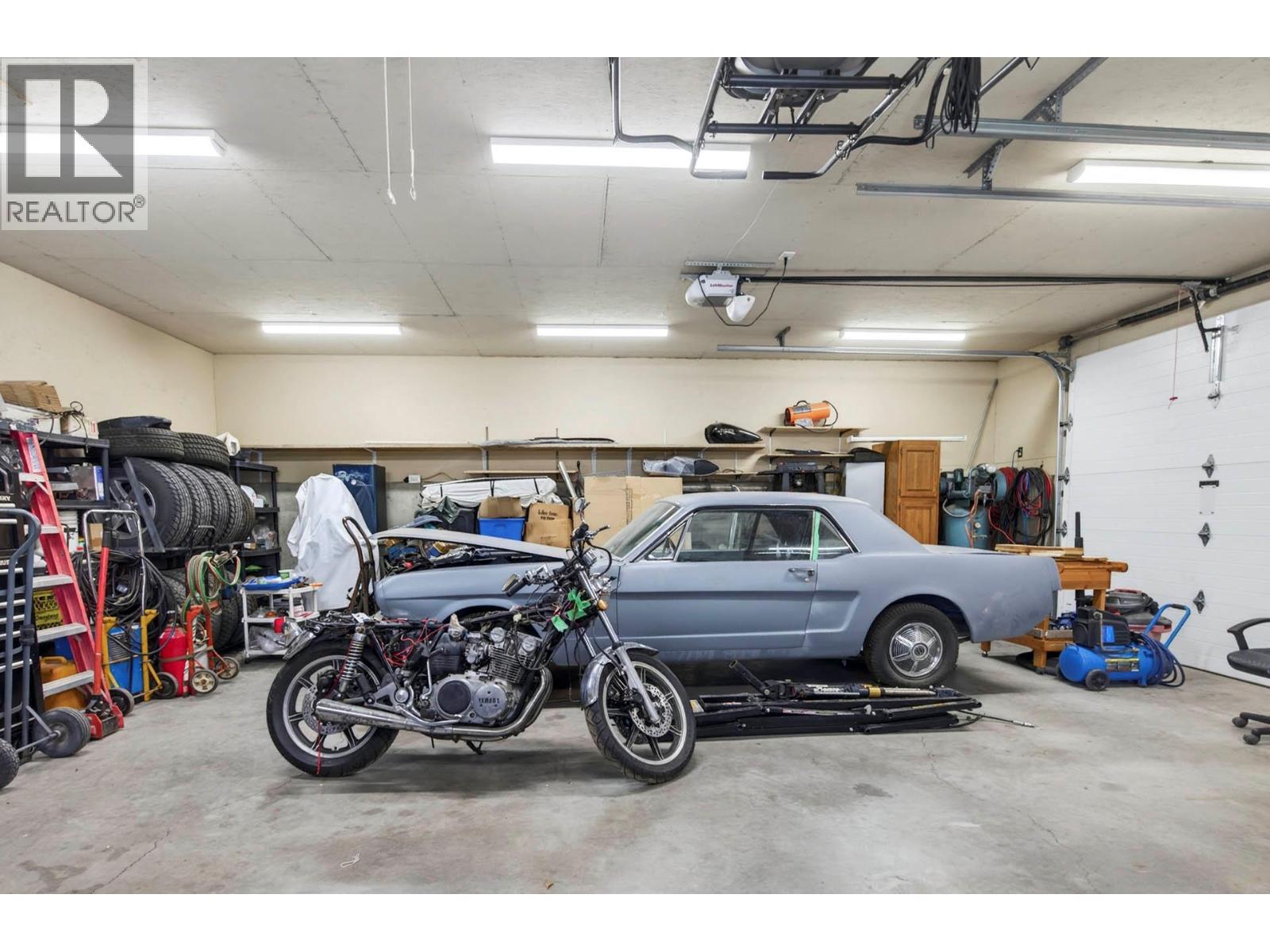 1301 Fir Avenue, Merritt, British Columbia  V1S 1L1 - Photo 55 - 10384365