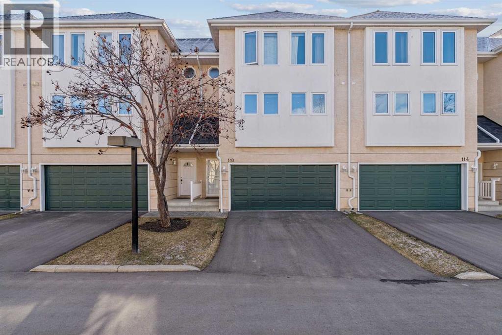 110 Candle Terrace SW, Calgary, Alberta
